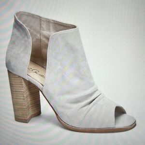 Chinese Laundry by 42 Gold Loyalty Peep Toe Bootie sz 6.5 (37)